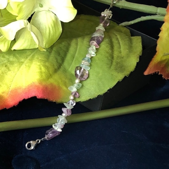 Lilac & Pearl Sterling Silver Bracelet - Picture 15 of 15